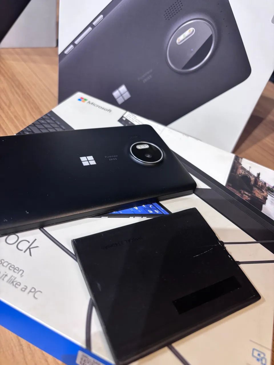 Microsoft Lumia 950 XL + Display Dock - Celulares e Smartphones