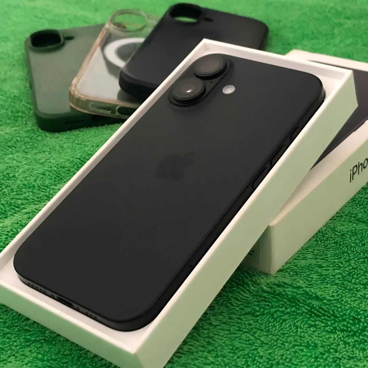 iPhone 16  - Foto 4