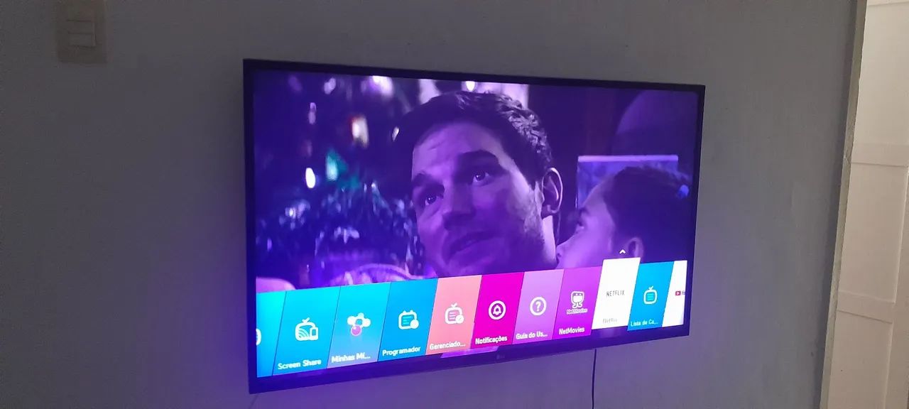 Smart TV LG de 49"