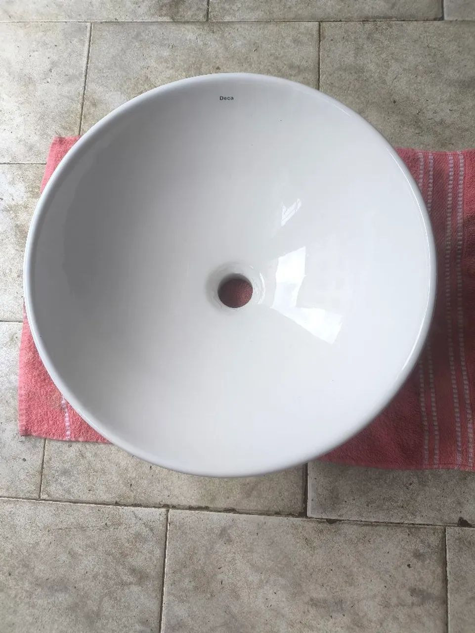 Cuba sobre pó banheiro  - Foto 2