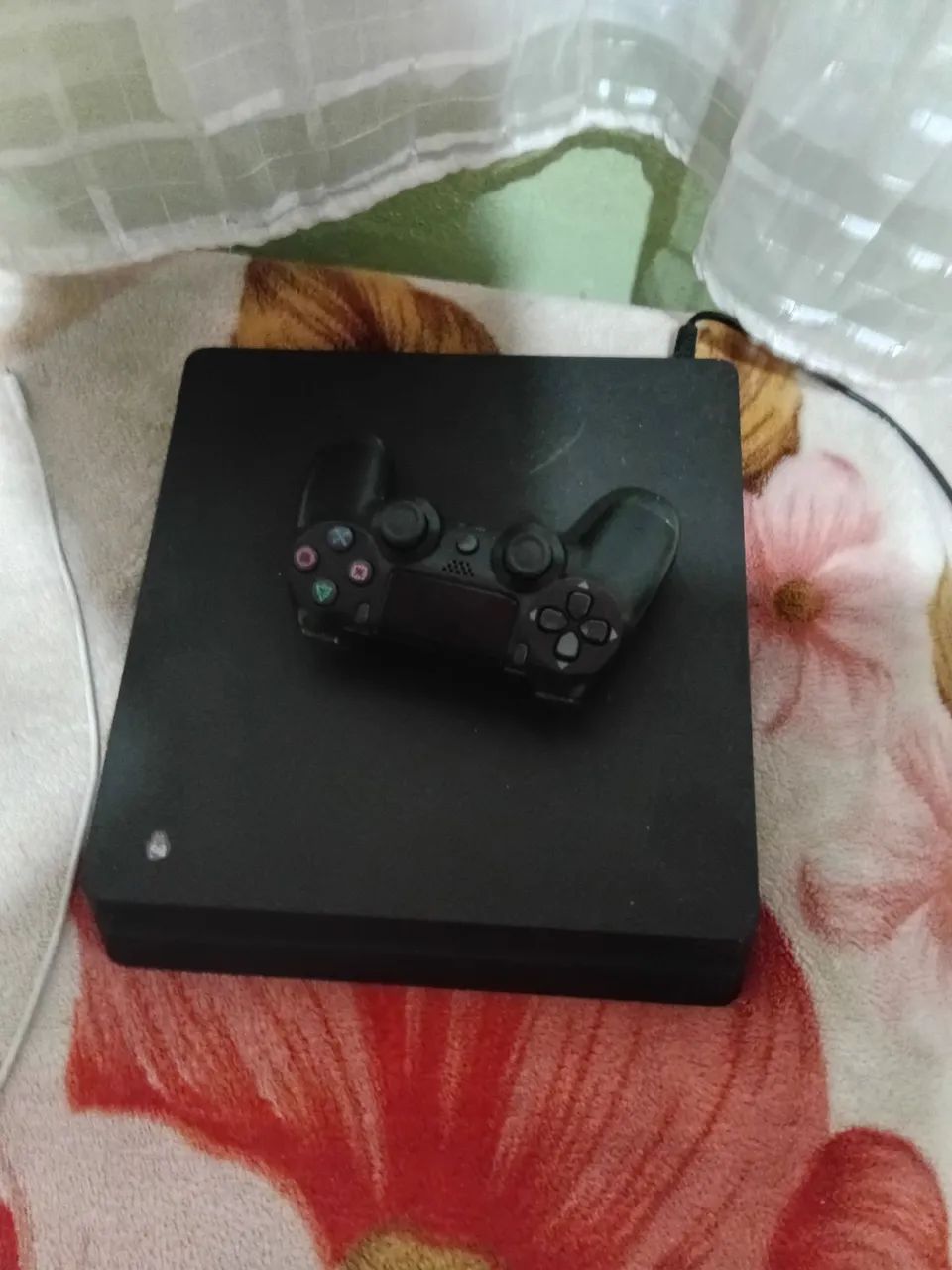 Ps4 slim 1 tera - Foto 3
