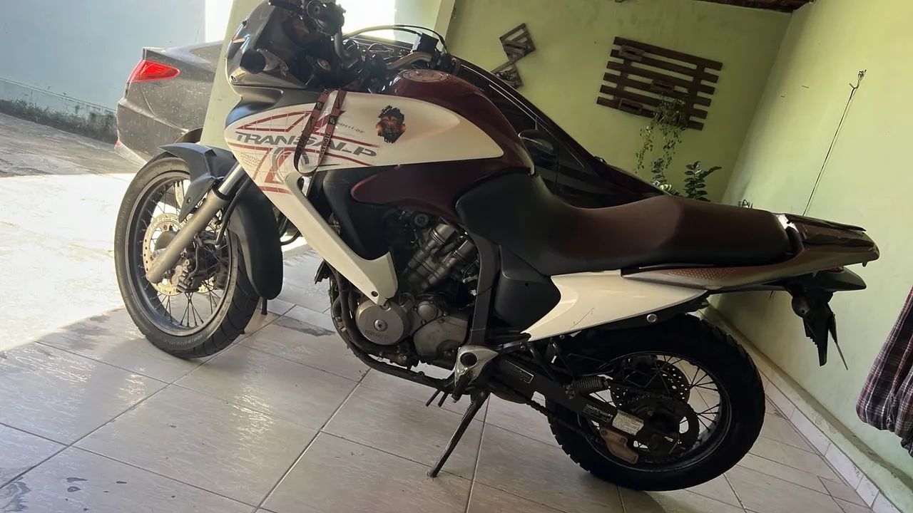 Honda Transalp - Foto 4