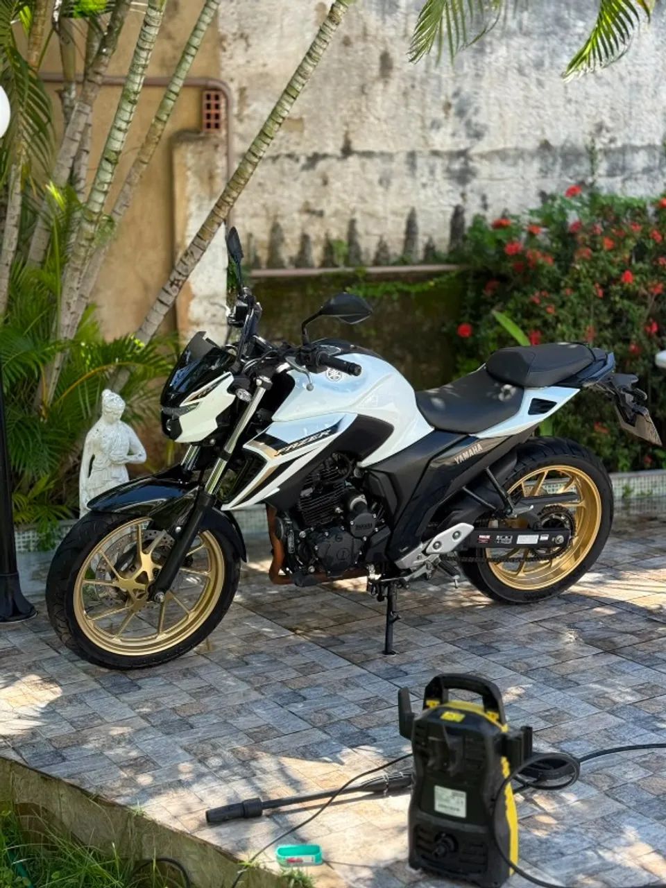 FZ25 2025 Branca - Foto 4