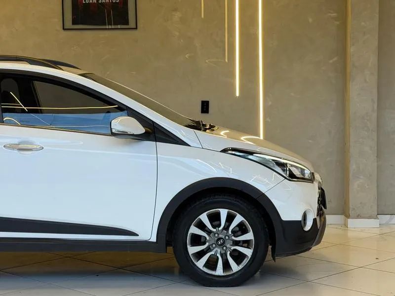 Hyundai HB20X Diamond 1.6 Flex 16V Aut., foto 4 de 13