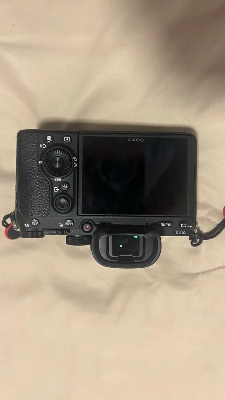 Câmera Sony Mirrorless alpha 7 III - Foto 5