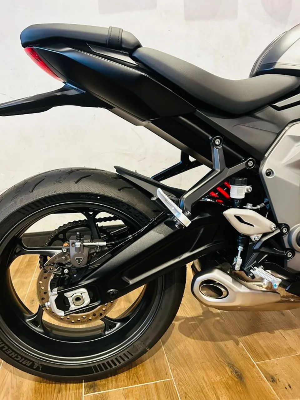DAYTONA 660 2024 - Foto 4