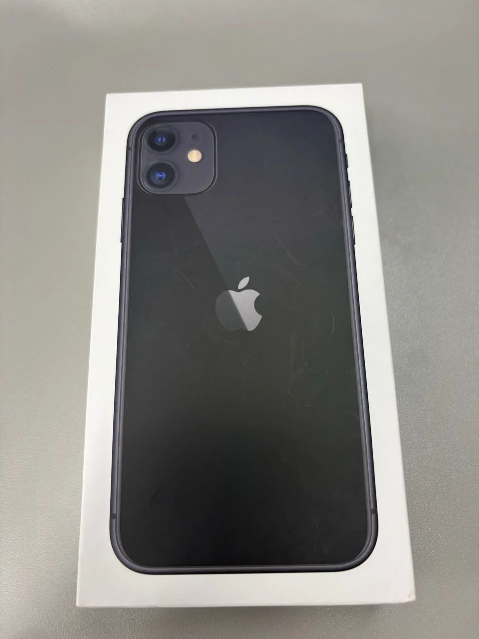 iPhone 11 impecável 