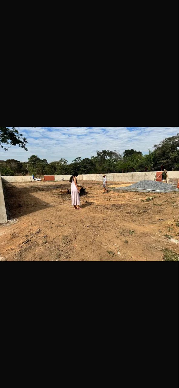 Vendo uma área de 1.413 m2 - Foto 2