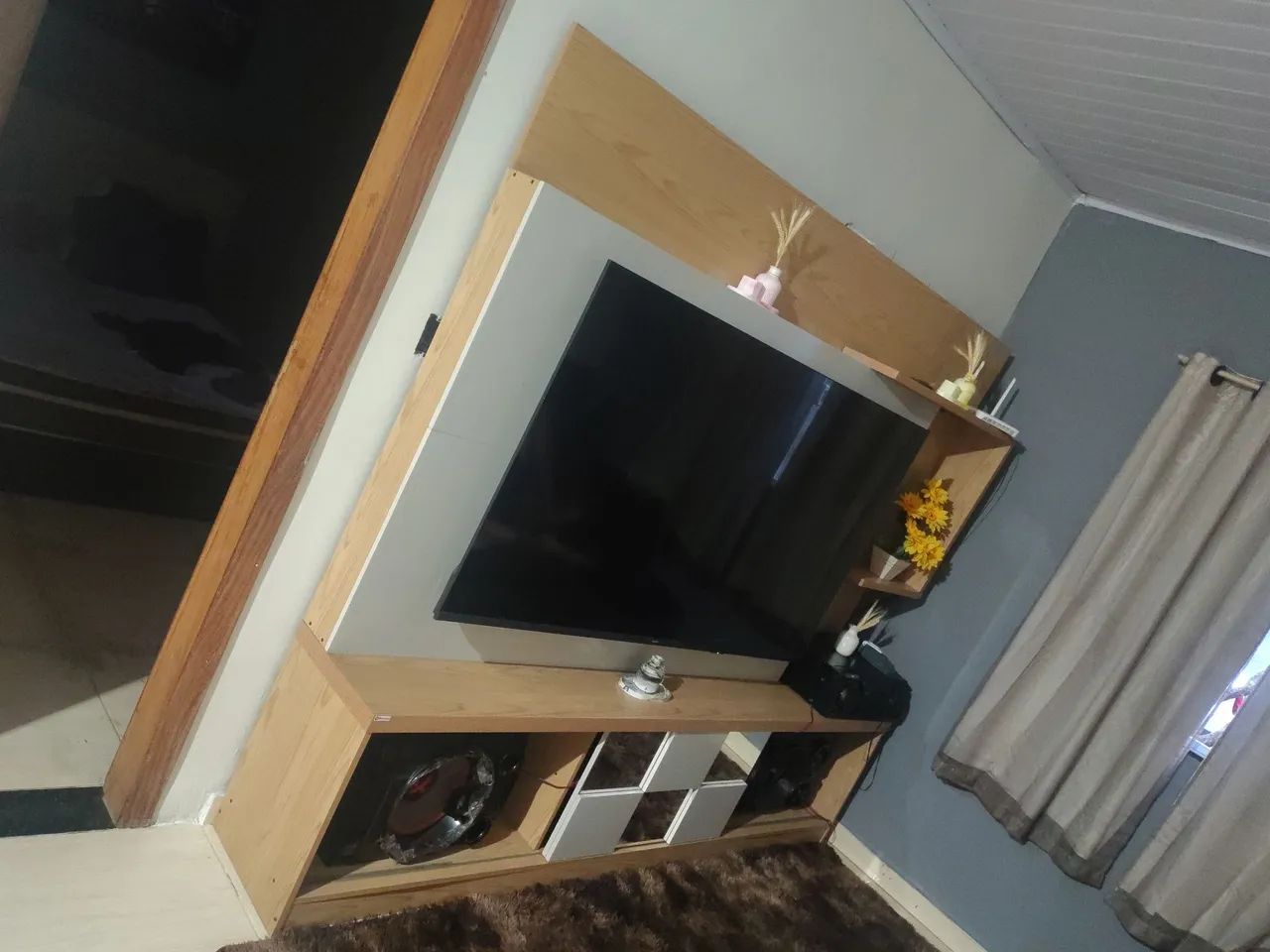 Vendo tv 65 com Alexia 