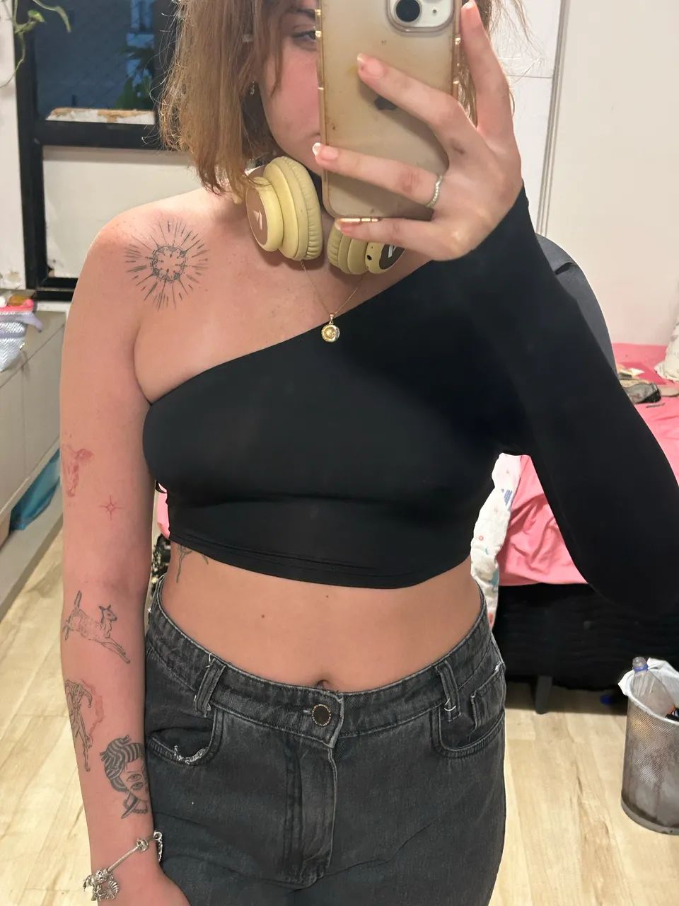 cada blusa 25 reais  - Foto 4