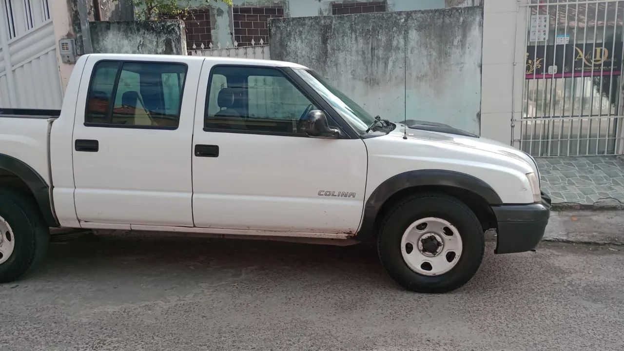 Chevrolet S10 S10 P-Up Colina 2.8 TDI 4x2/4x4 CD Dies. 2011