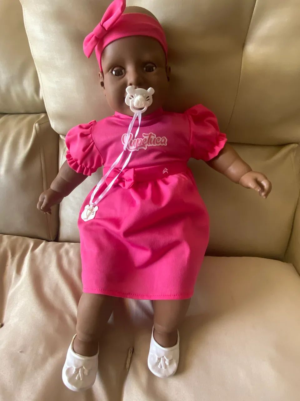 Bebê chupetuka 