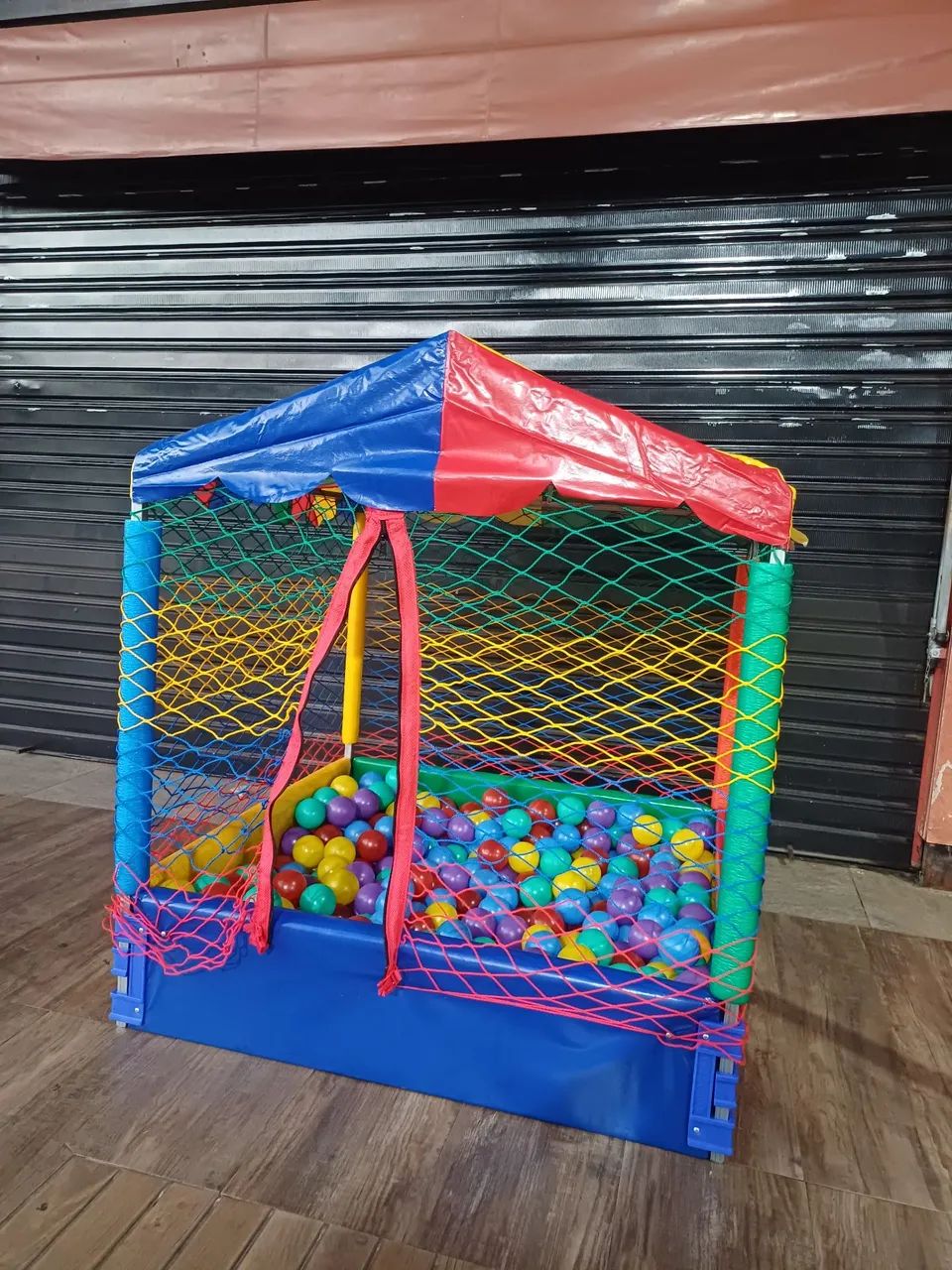 Piscina de bolinhas - Foto 2