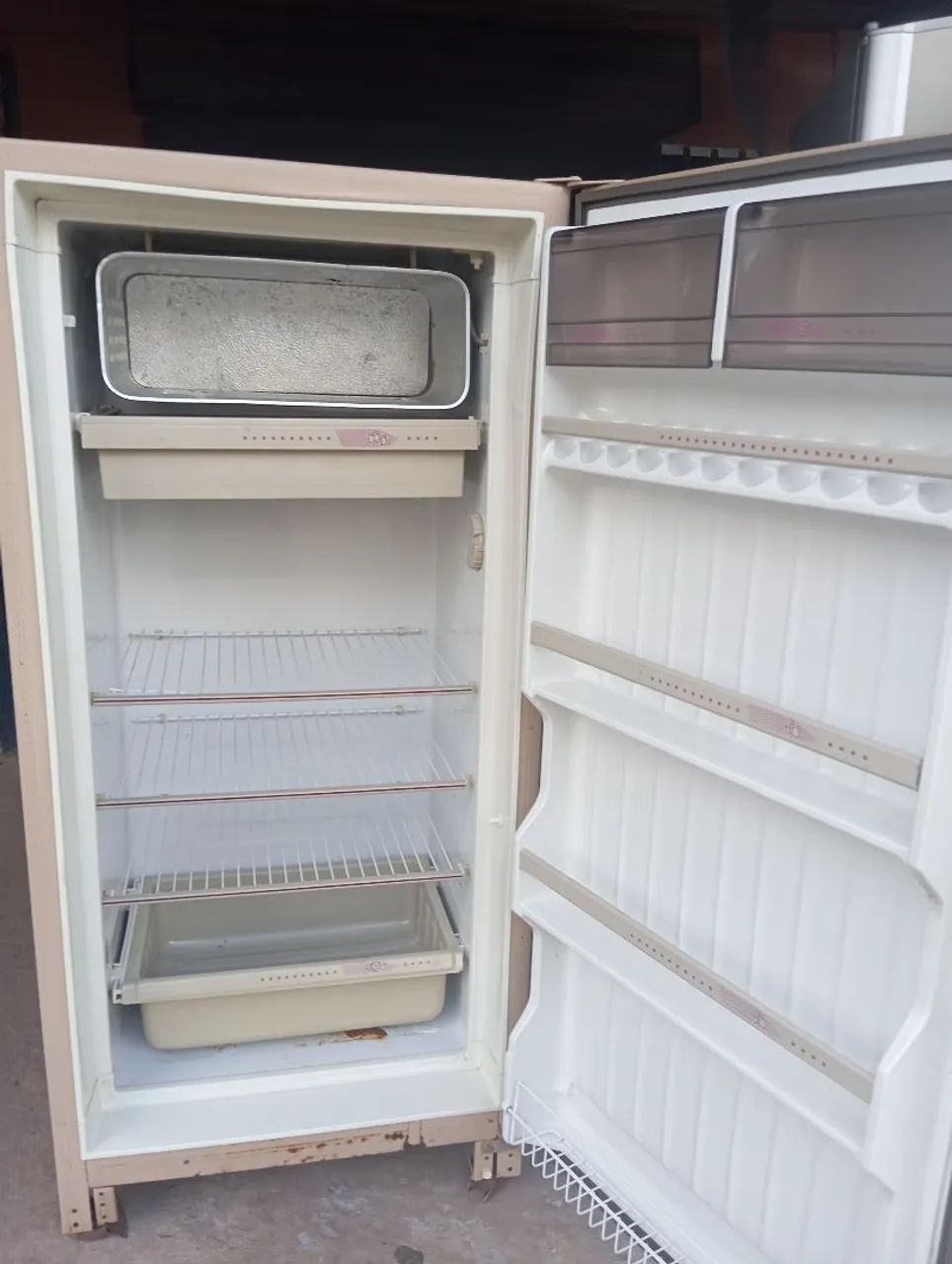 Geladeira - Geladeiras e Freezers - Cidade Vera Cruz, Aparecida de