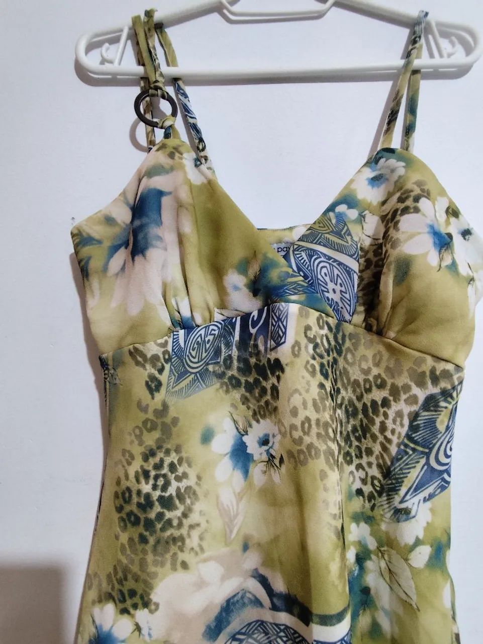 Vestido florido longo com alça tamanho G - Foto 2