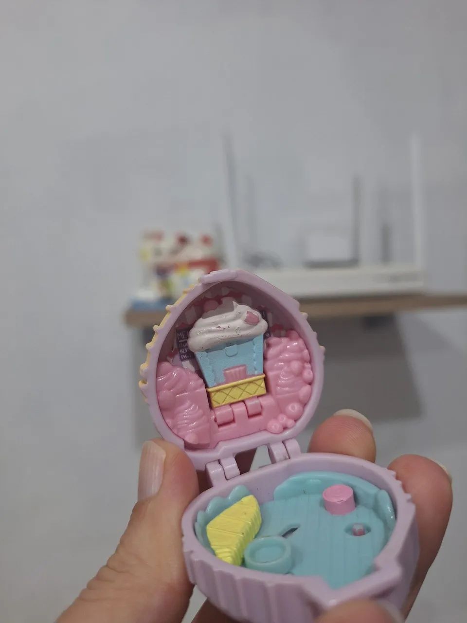Mini casinha compacta Polly e Shopkins  - Foto 3