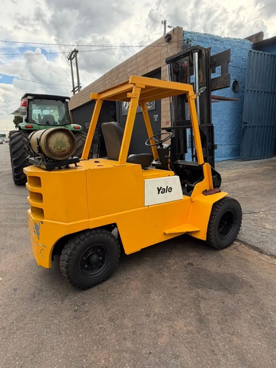 EMPILHADEIRA YALE 99 3 TON - Foto 2