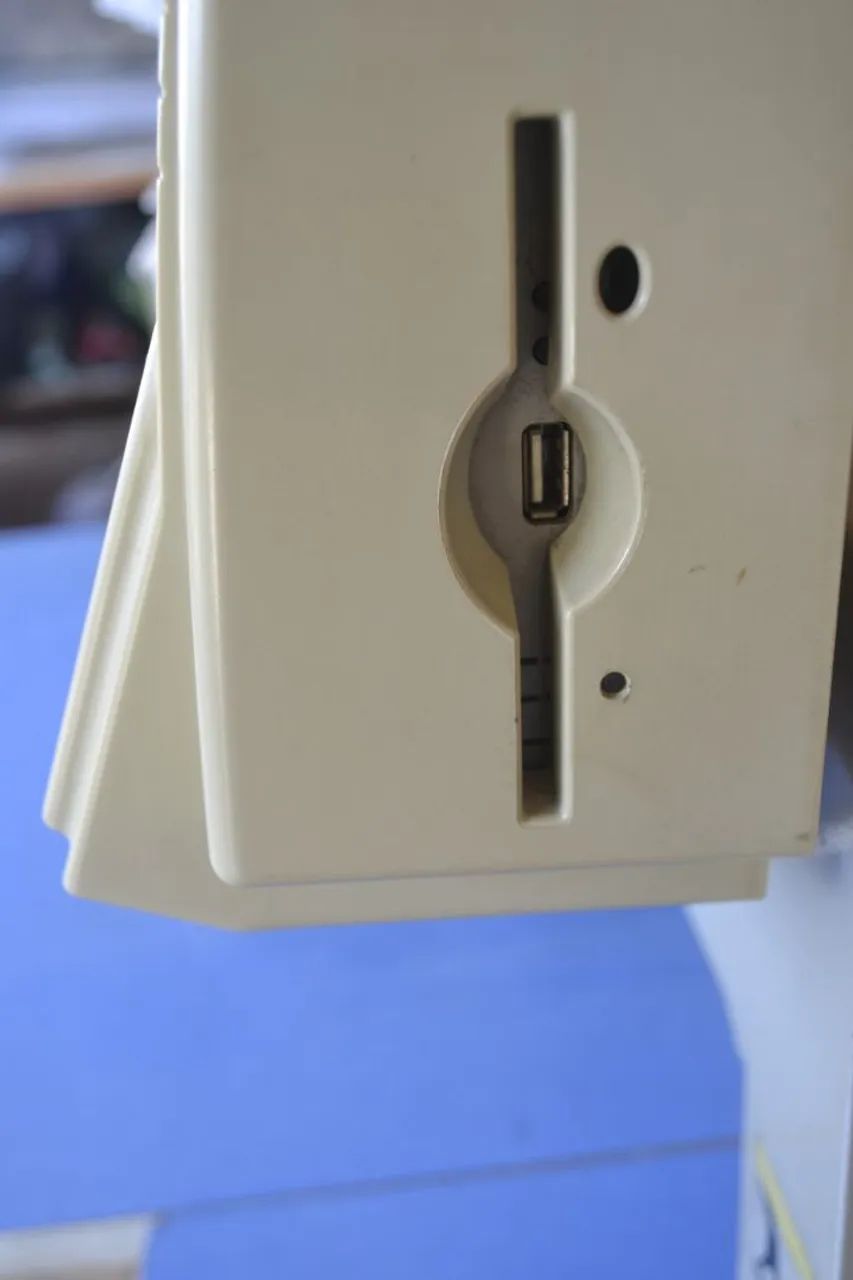 Máquina de bordar industrial Consew - Foto 3