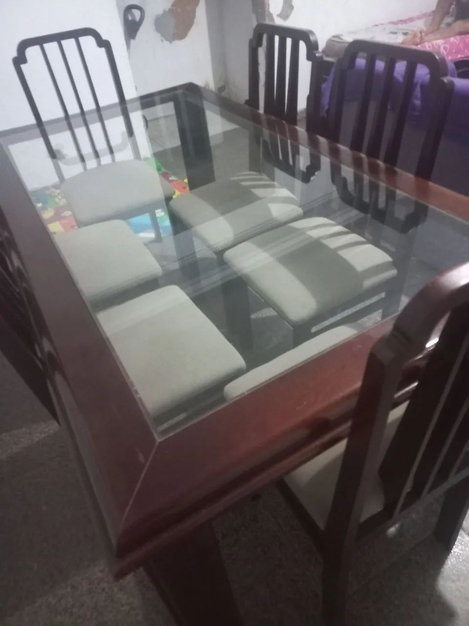 vendo mesa tampo de vidro