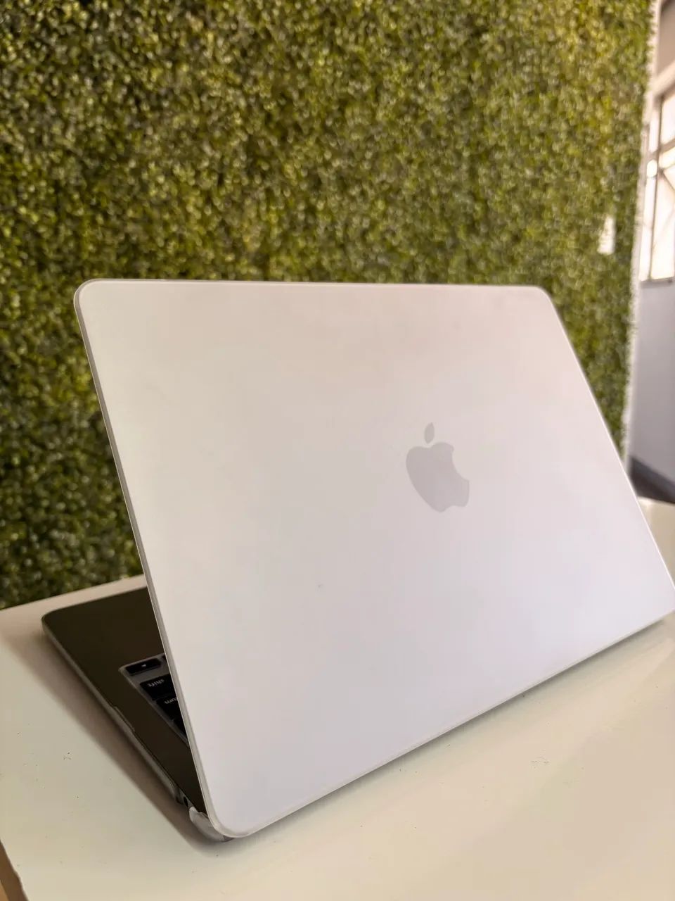 MacBook Air M2 シルバー 256GB Apple Macbook Air 15 (chip M2 Da Apple, 256gb Ssd) - Prata