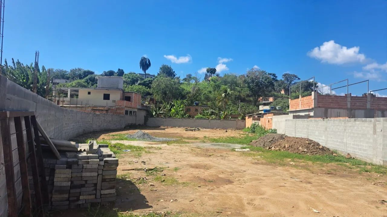 Terreno 1100m²