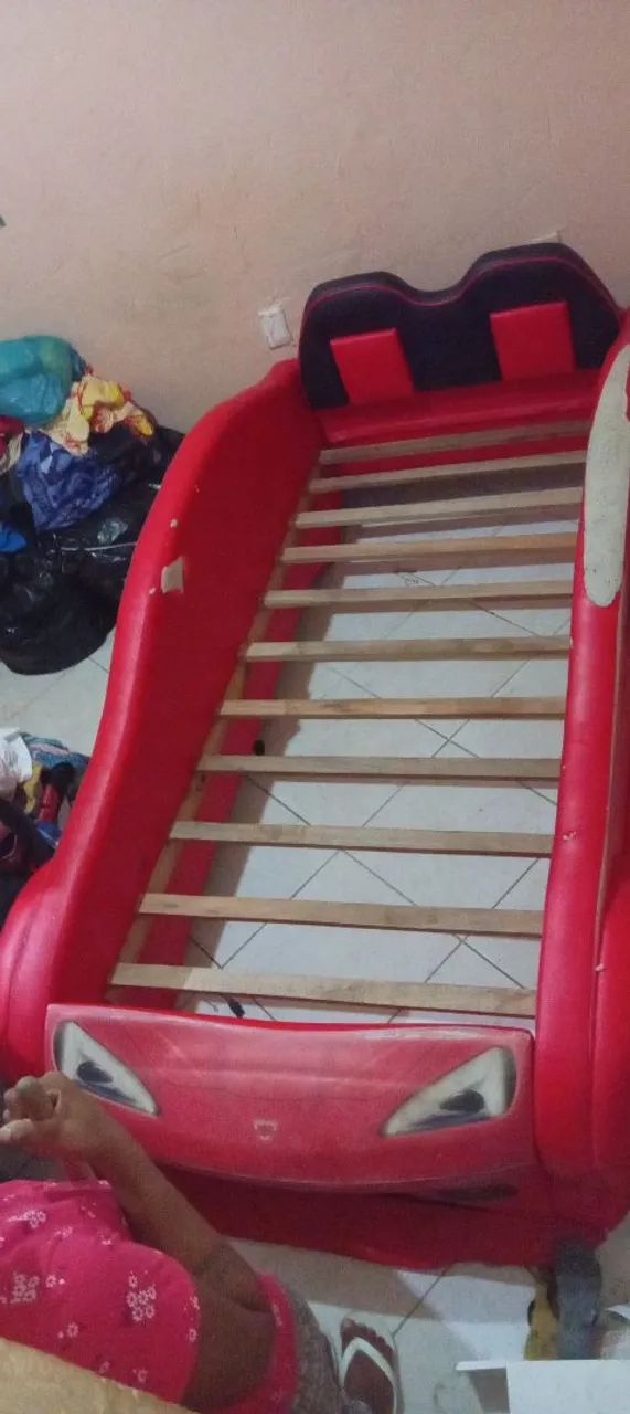 Vende-se uma cama do Relâmpago McQueen  - Foto 3