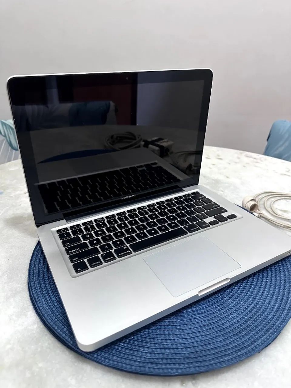 【希少17インチ】MacBook Pro 2011 Apple MacBook Pro 17-inch Early 2011 - Notebookcheck.info