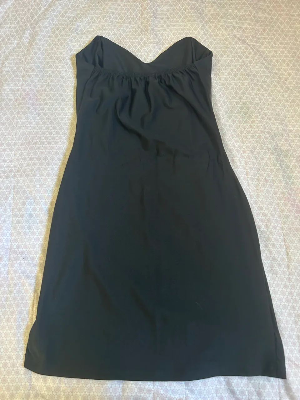 Vestido Tomara que Caia Preto com Drapeado Lateral