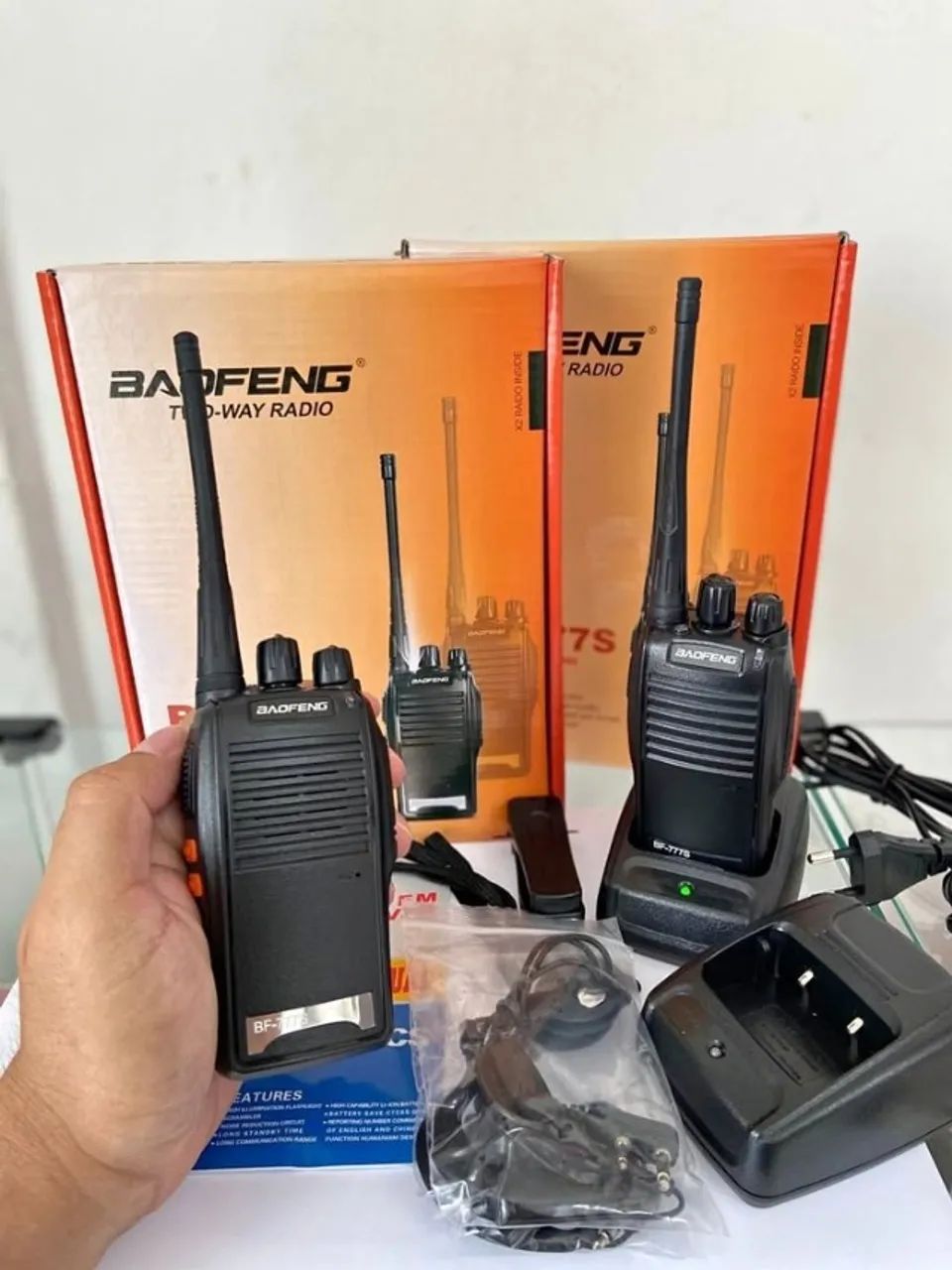 Par Rádio Comunicador Baofeng BF-777S Walkie Talkie 16 Canais Profissional - Foto 3