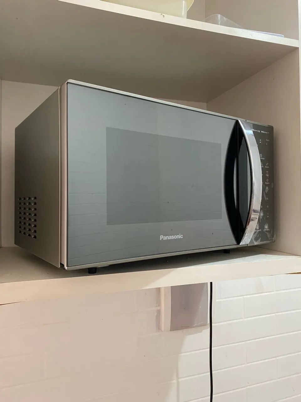 Vendo microondas NOVÍSSIMO  - Foto 2