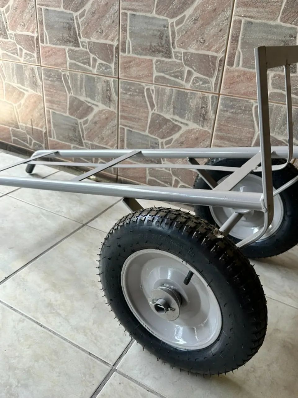 Carrinho de Carga 200kg Pneu Câmara - Foto 2