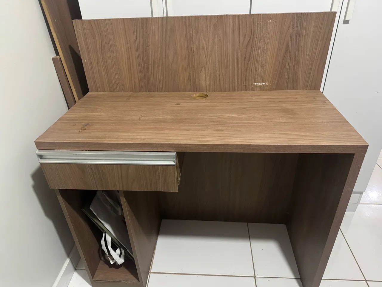 Escrivaninha Madeira MDF  - Foto 2