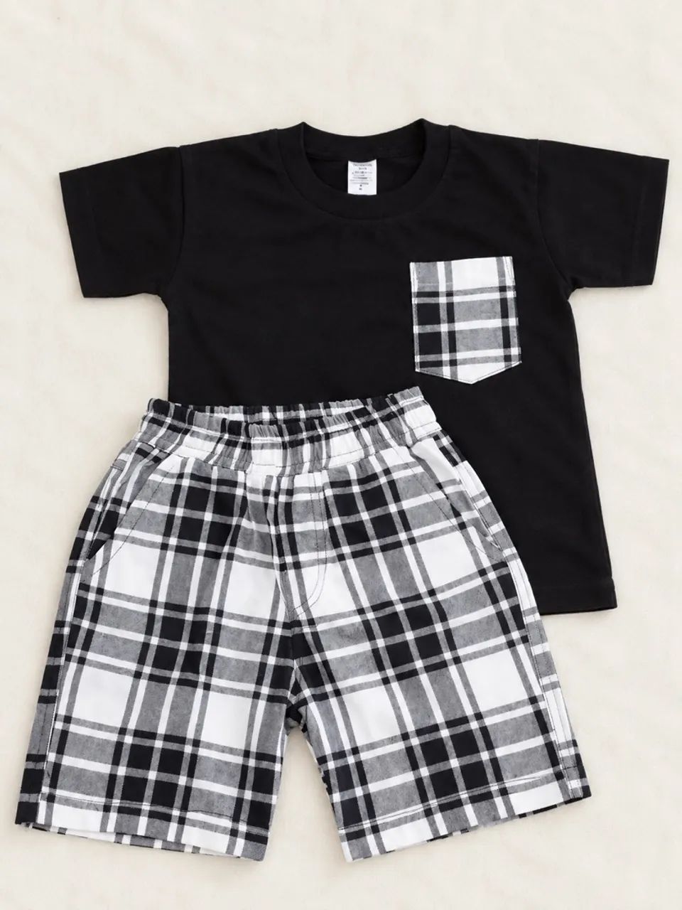 Conjunto Infantil 2 Anos Camiseta e Short Estampado