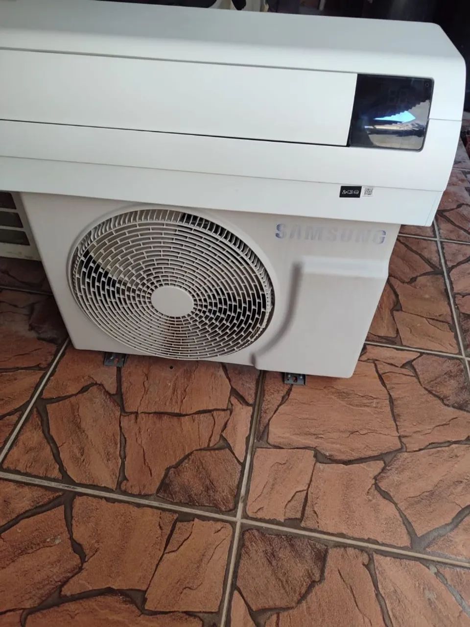 Vende ar condicionado 