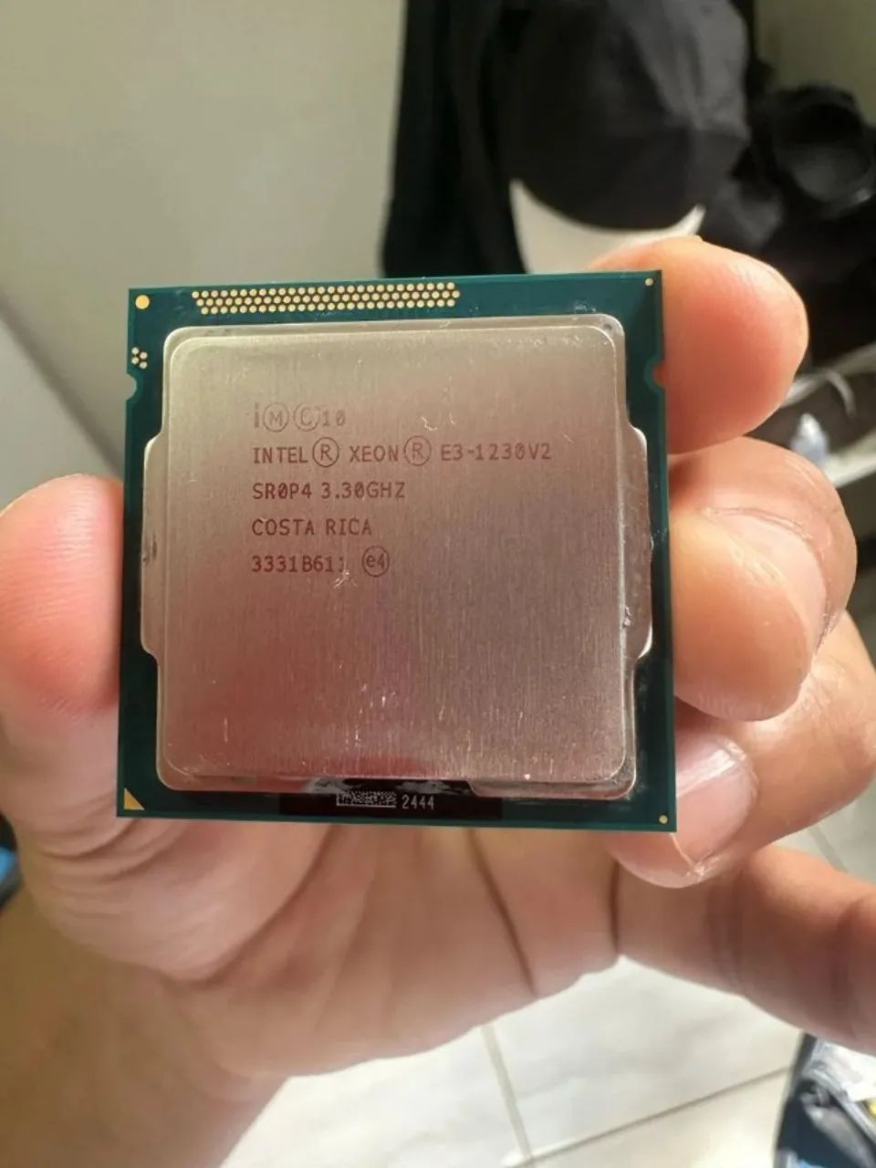 i7 3770 (xeon e3 1230v2 3.3ghz)