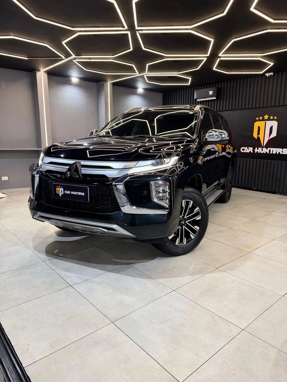 Mitsubishi Pajero 2024