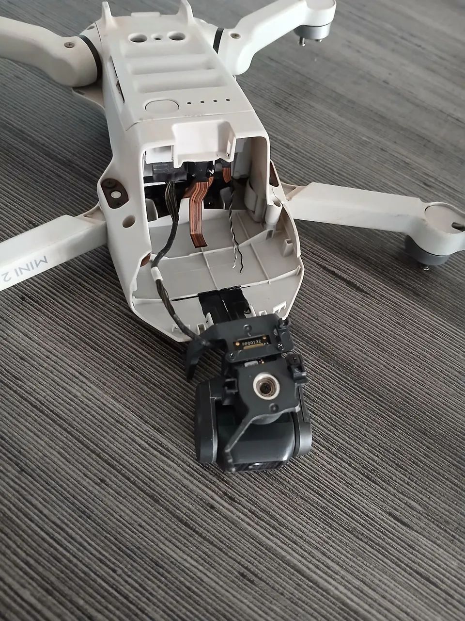 DJI Mini 2 Danificado 
