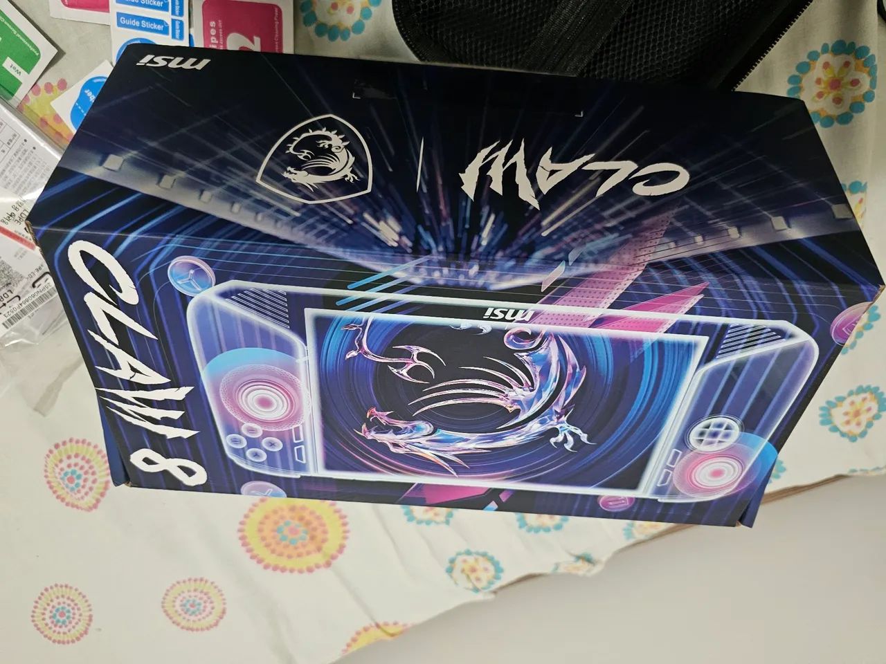 Portatil pc msi claw 8 ai+ - Foto 2