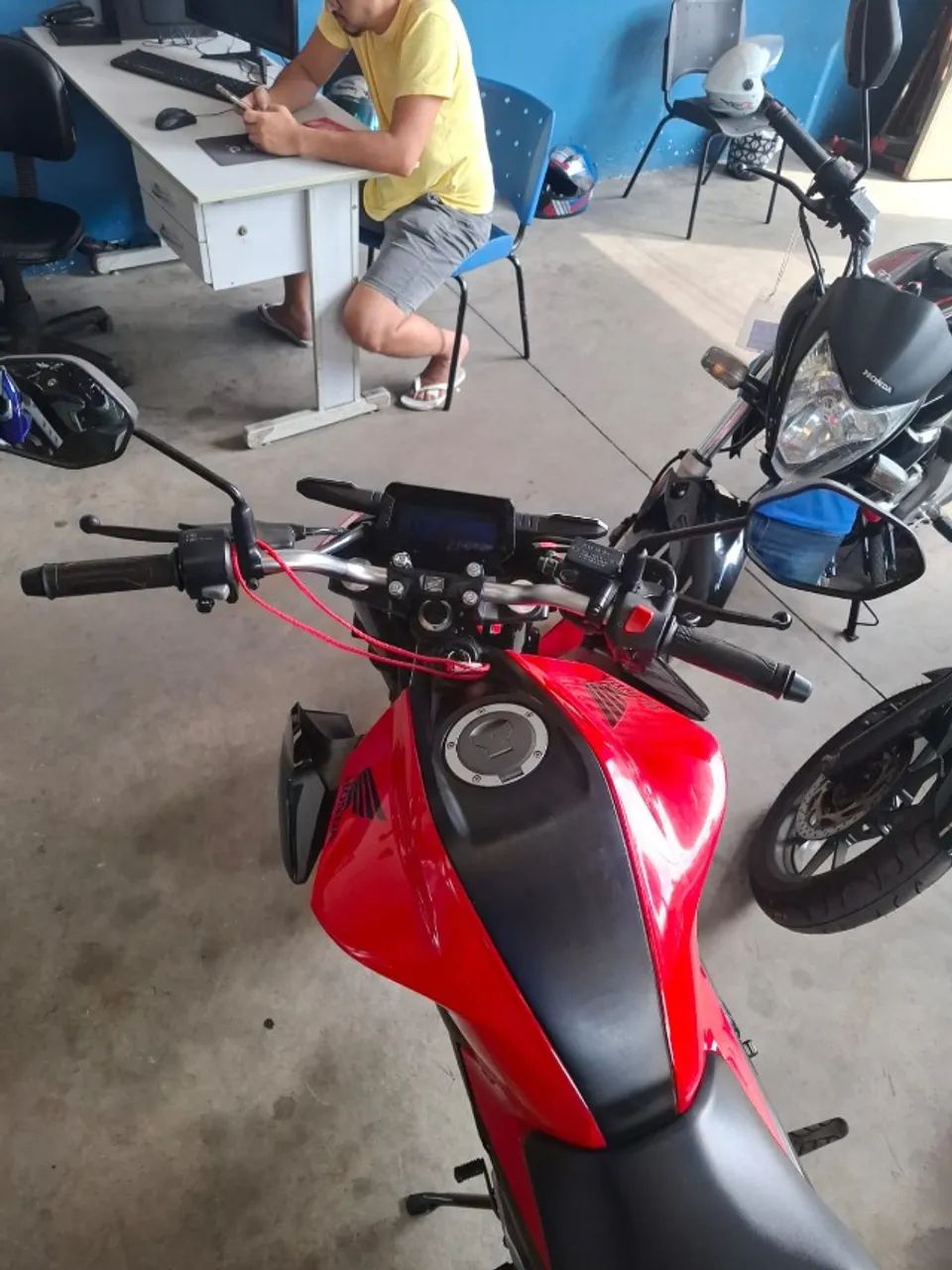 Honda CB 300 2023 - Foto 3