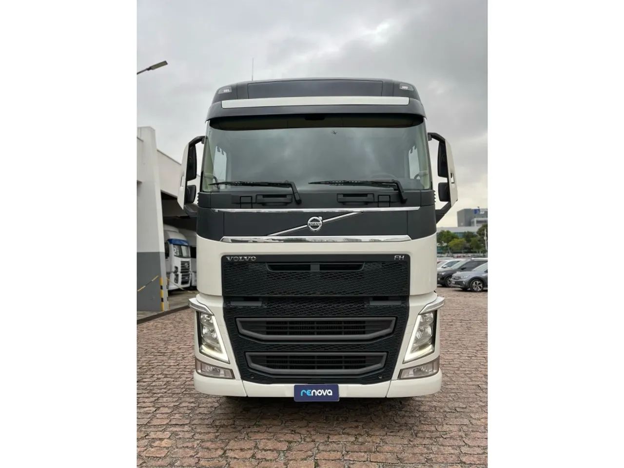 Volvo Fh 420 6x2 Renovação Da Frota Friboi - Foto 11