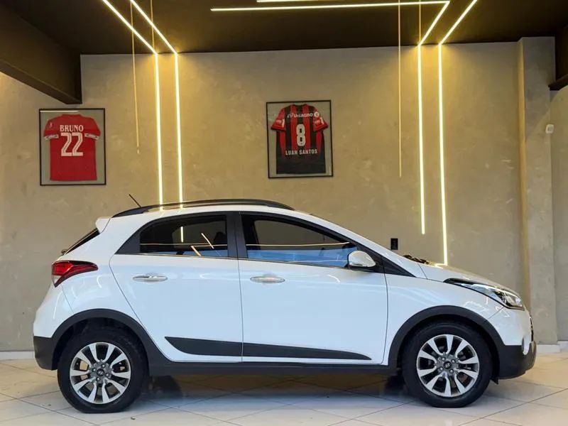 Hyundai HB20X Diamond 1.6 Flex 16V Aut., foto 5 de 13