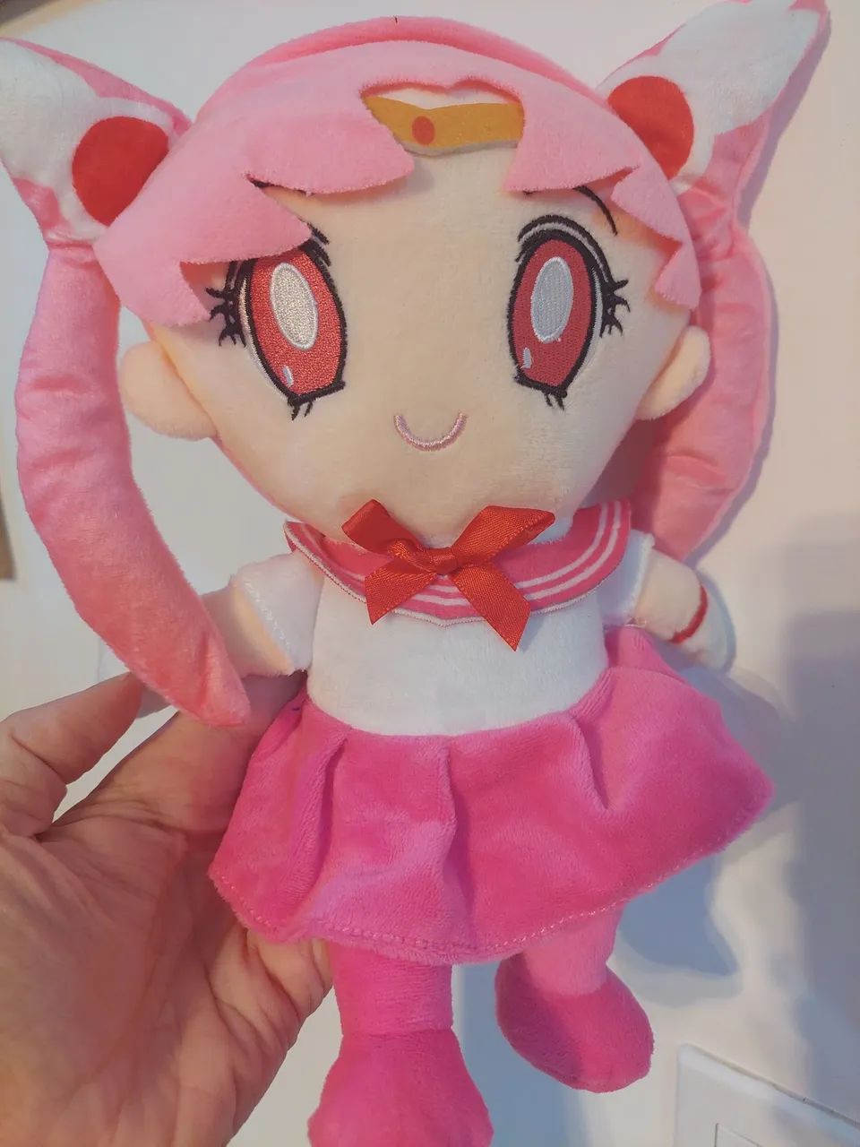 Pelúcia anime rosa 95,00 NOVA