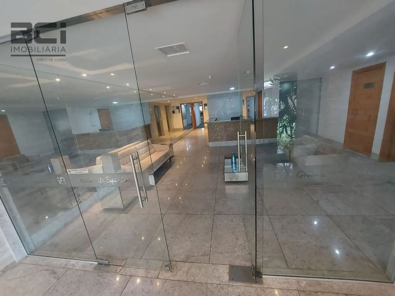 Apartamento para Alugar em Espinheiro, na Barão de Itamaracá - Foto 4