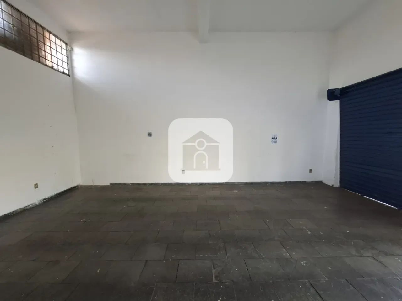 Cômodo Comercial para locação no bairro Brasil - Foto 2