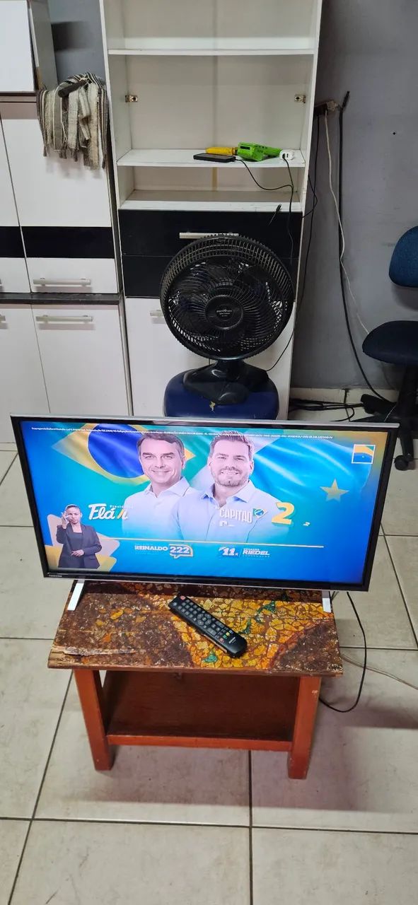 Tv Toshiba 32 polegadas Led sinal digital NÃO E SMART  - Foto 3
