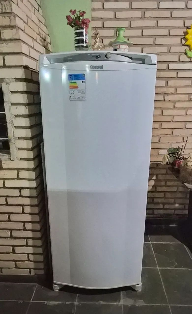 Freezer Vertical Consul 231 Litros, 220V - Muito Conservado