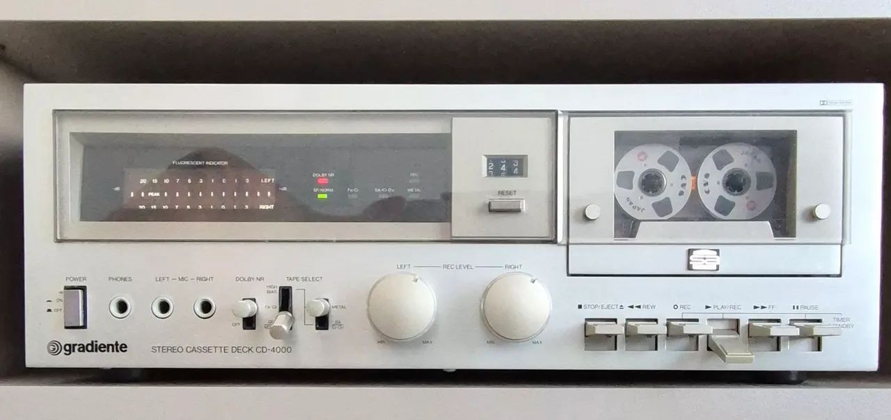 Tape Deck Gradiente CD4000