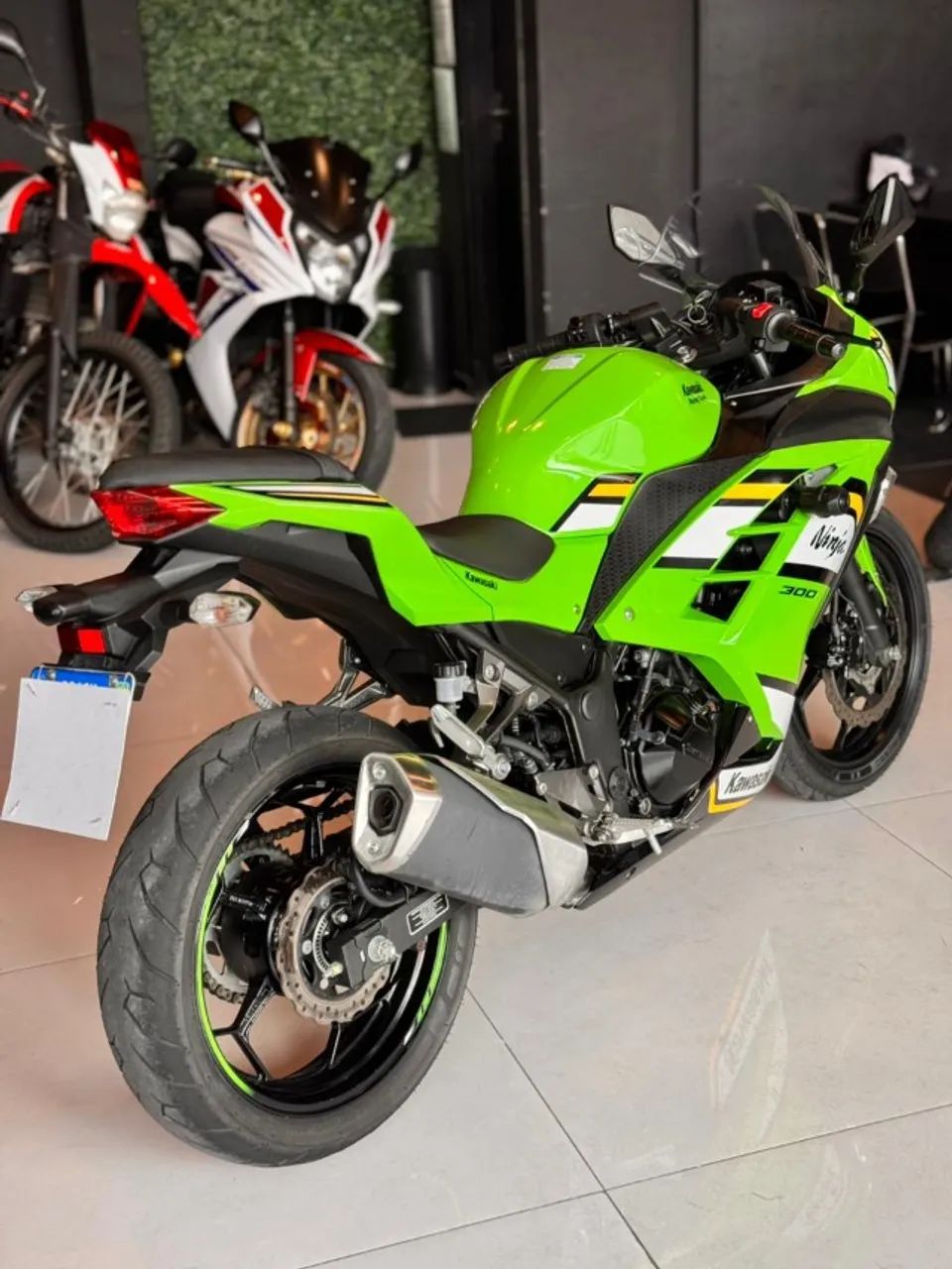 KAWASAKI - NINJA 300 - Foto 5
