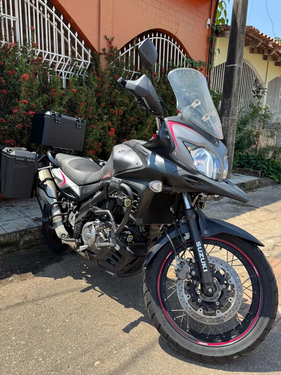 SUZUKI VSTROM 650 2018