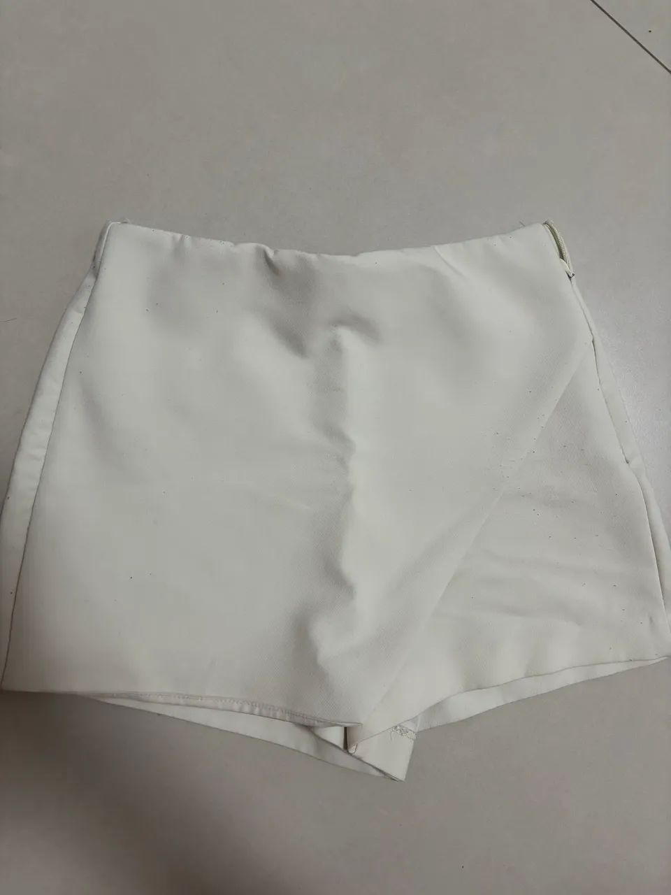 Short saia Zara PP off white branco 